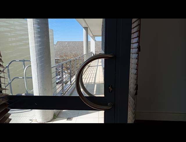 220M² OFFICE TO LET IN NDABENI